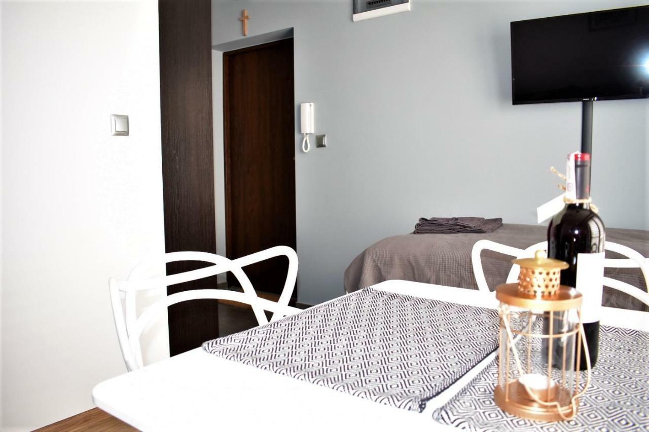 Apartament Fibra Cortado Rybnik  Buitenkant foto